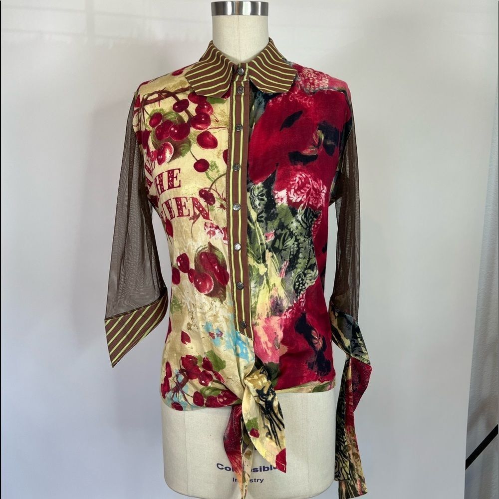 Save The Queen Y2K cherry sunflower print 90s art to wear shirt top S Italy